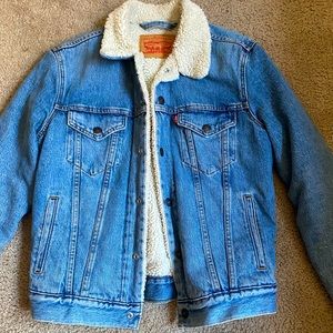 XS Levi's Jean Jacket with Fur